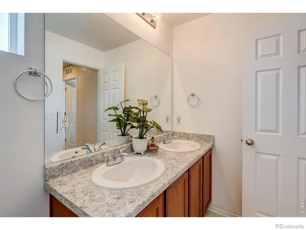 1617 Northcroft Drive Windsor CO 80550