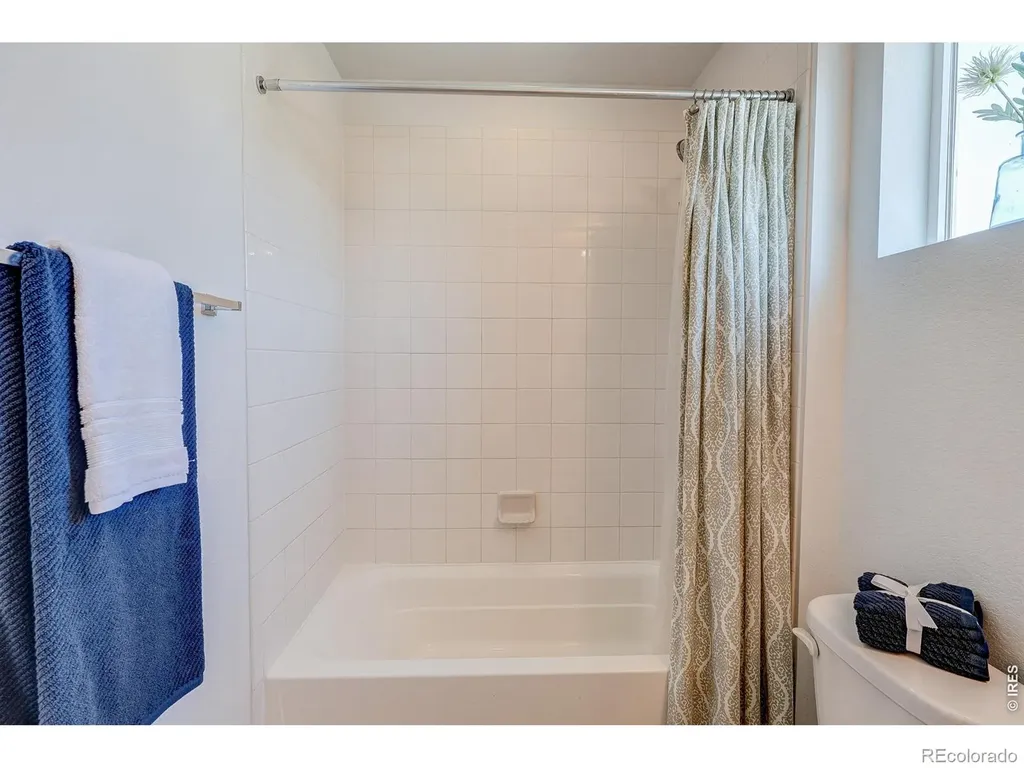 1617 Northcroft Drive Windsor CO 80550