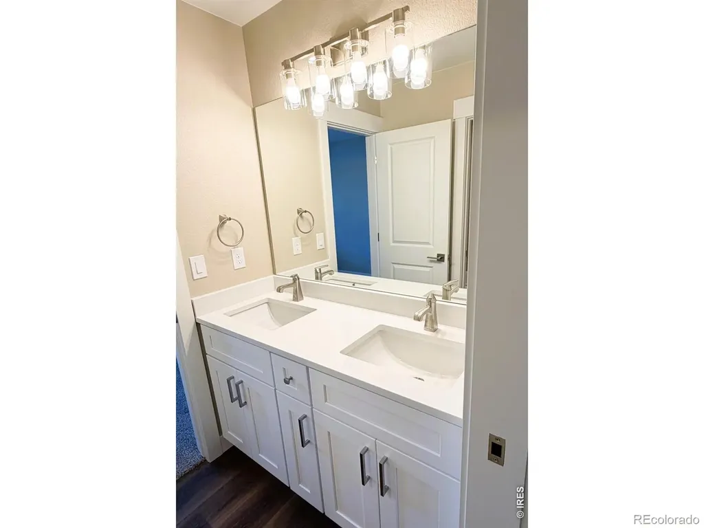 1327 E 4th Street Loveland CO 80537
