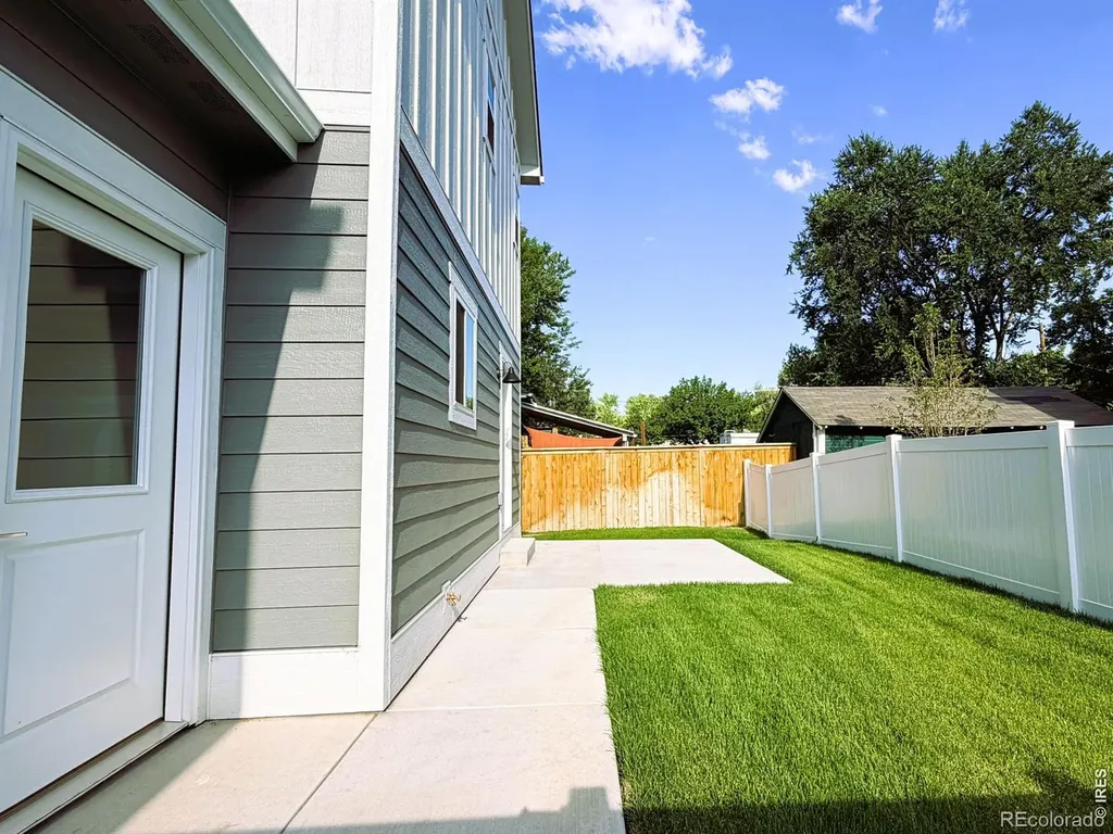 1327 E 4th Street Loveland CO 80537