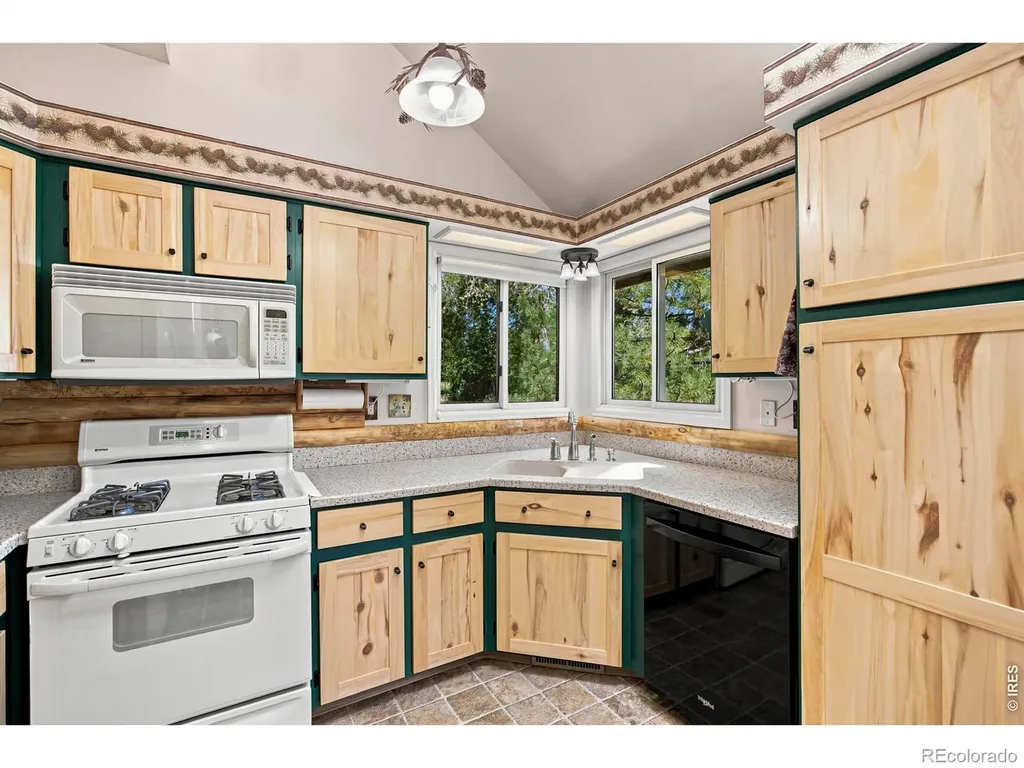 1050 Cunningham Drive Fort Collins CO 80526