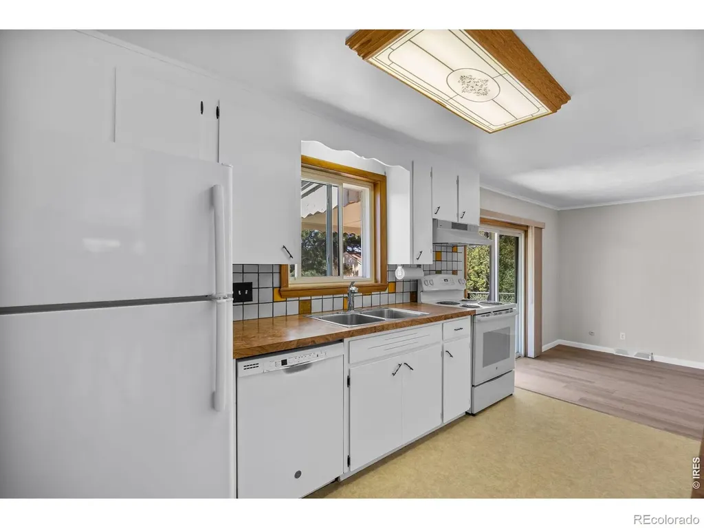 1360 W 6th Avenue Broomfield CO 80020