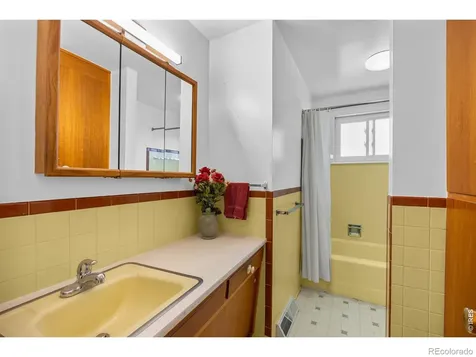 1360 W 6th Avenue Broomfield CO 80020