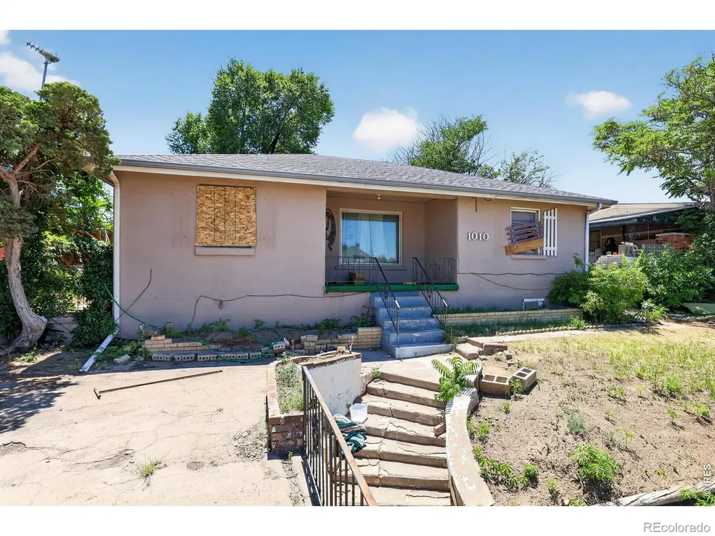 1010 E 4th Street Pueblo CO 81001