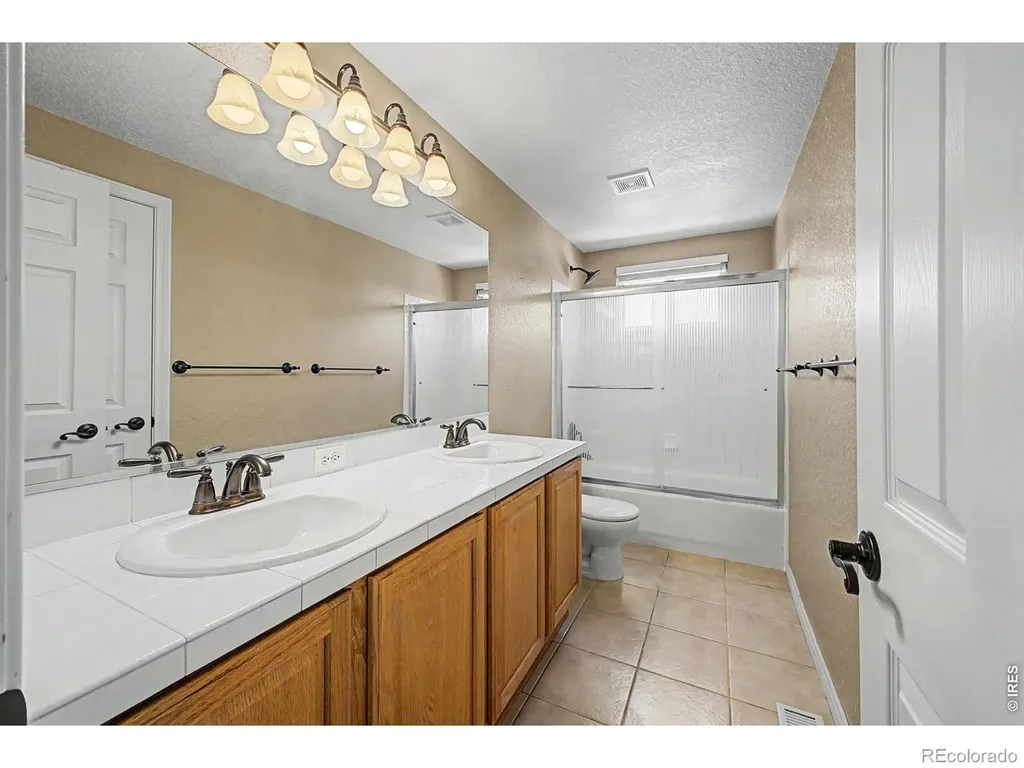 2198 E 149th Avenue Thornton CO 80602
