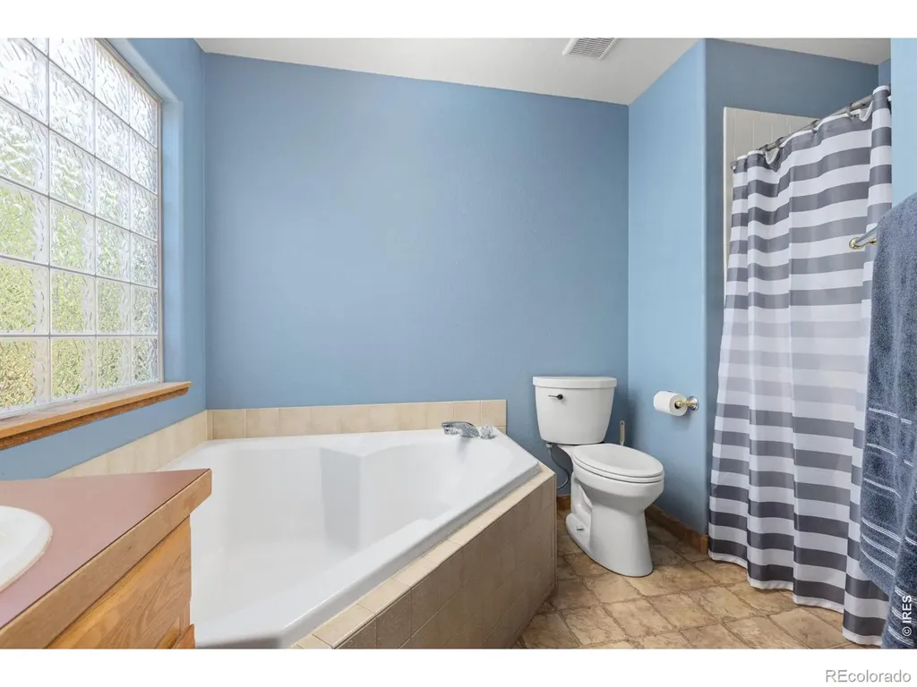 328 Gypsum Lane Johnstown CO 80534