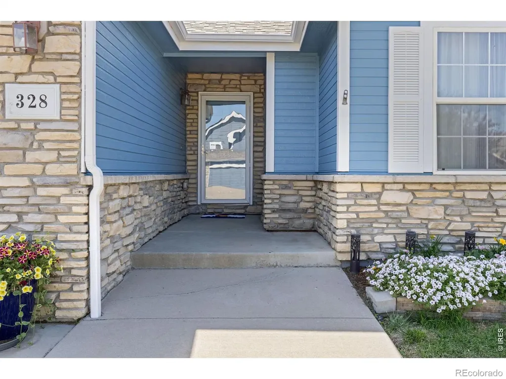 328 Gypsum Lane Johnstown CO 80534
