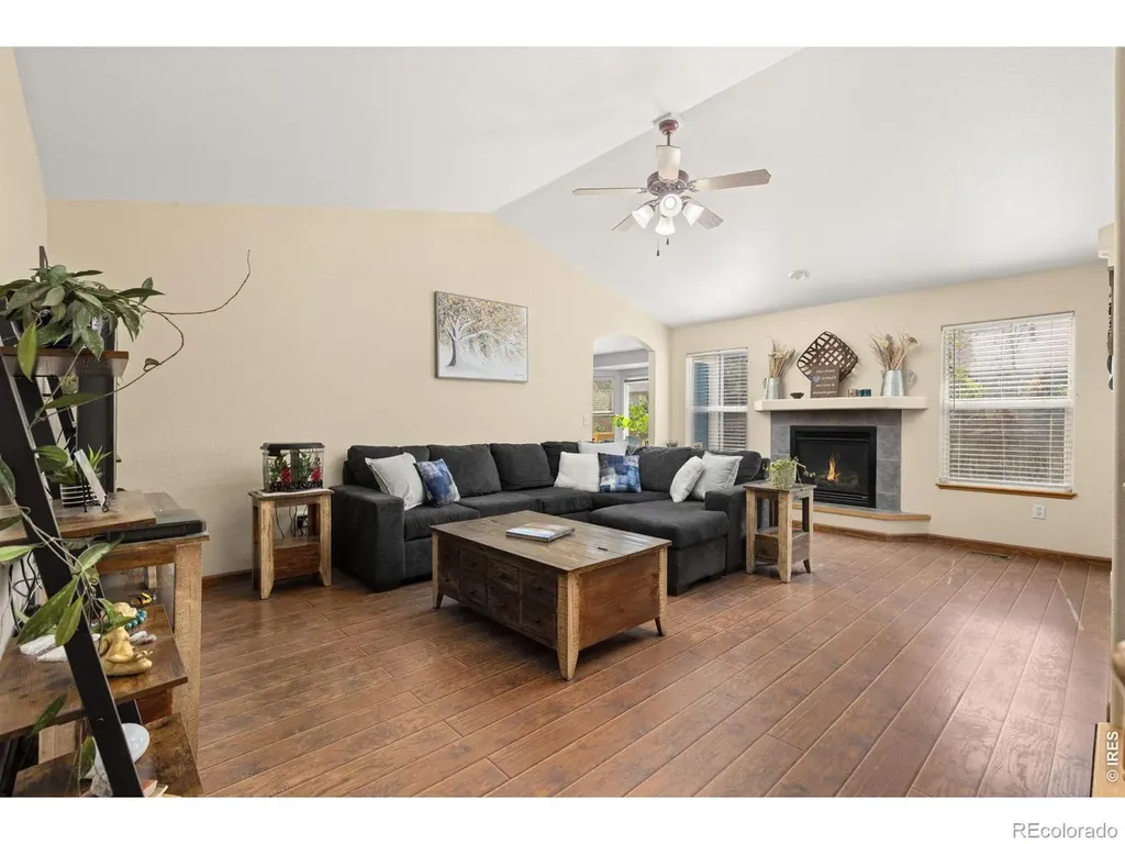 328 Gypsum Lane Johnstown CO 80534