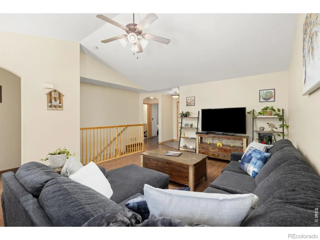 328 Gypsum Lane Johnstown CO 80534