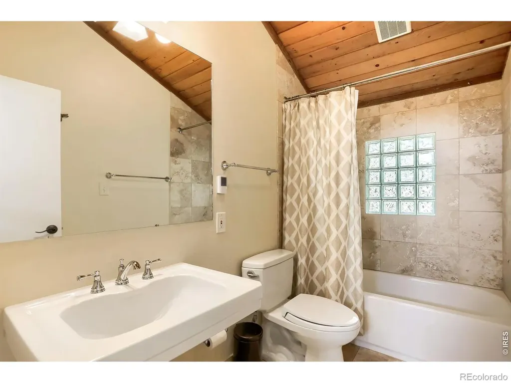 266 Peakview Road Boulder CO 80302
