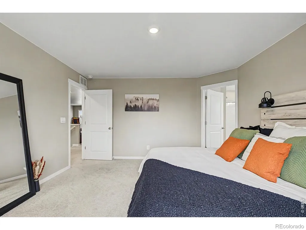 15704 Roslyn Street Thornton CO 80602