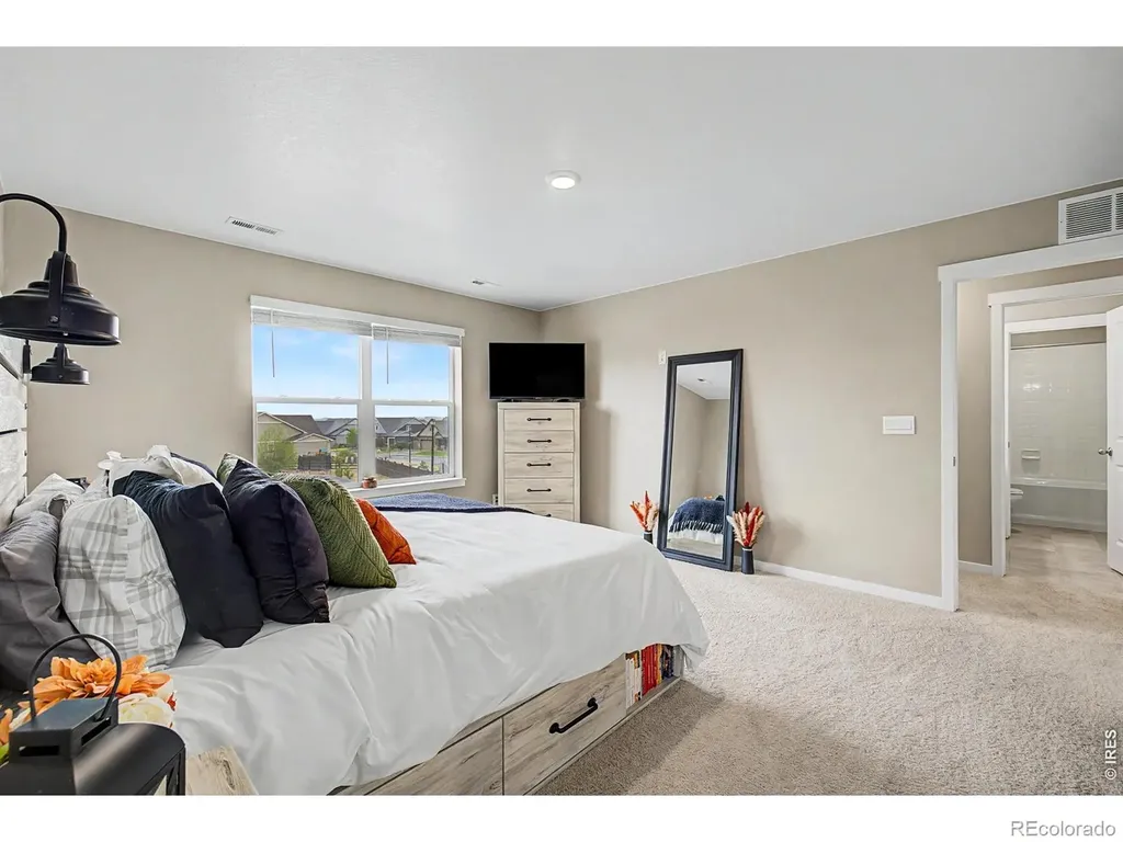 15704 Roslyn Street Thornton CO 80602