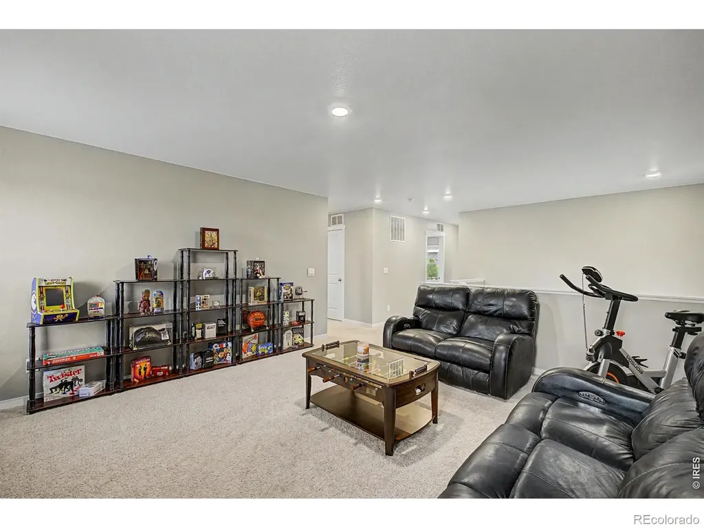 15704 Roslyn Street Thornton CO 80602