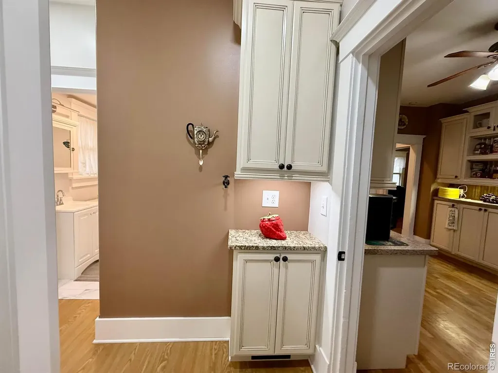 324 S Bowman Avenue Holyoke CO 80734