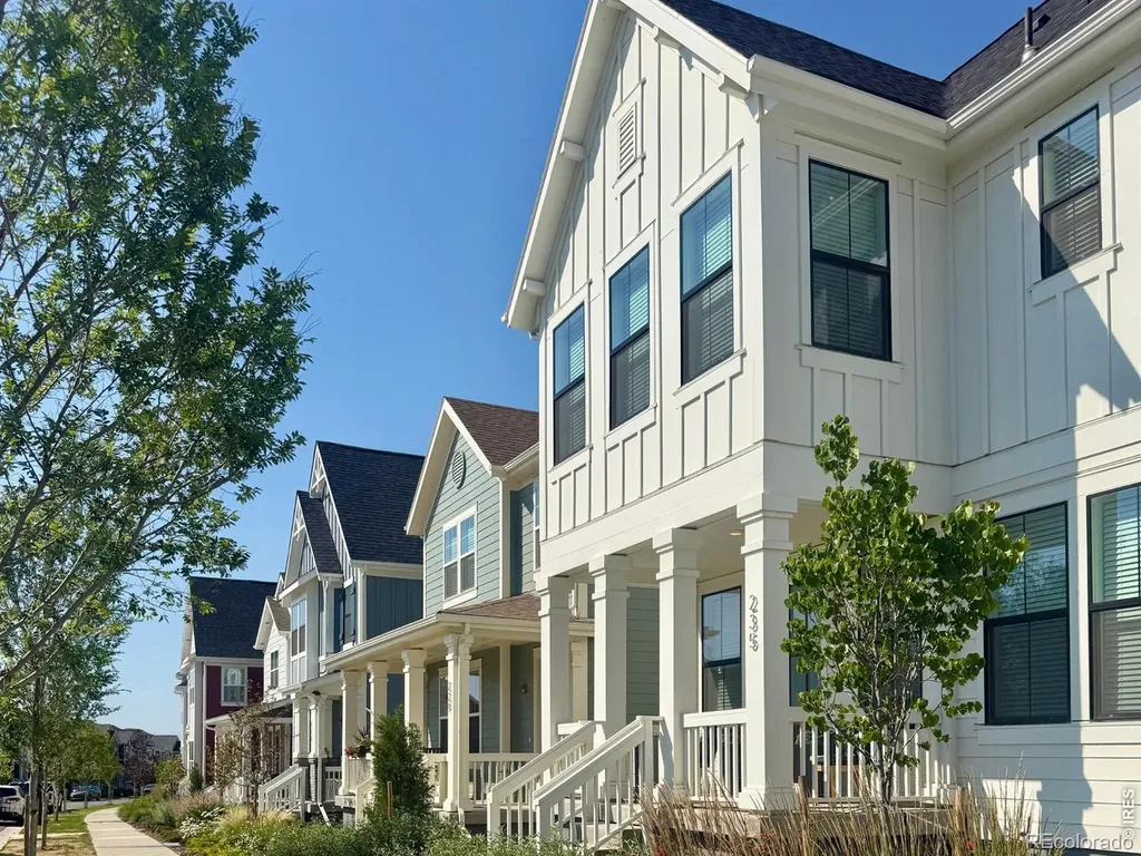 239 Washington Street Erie CO 80516