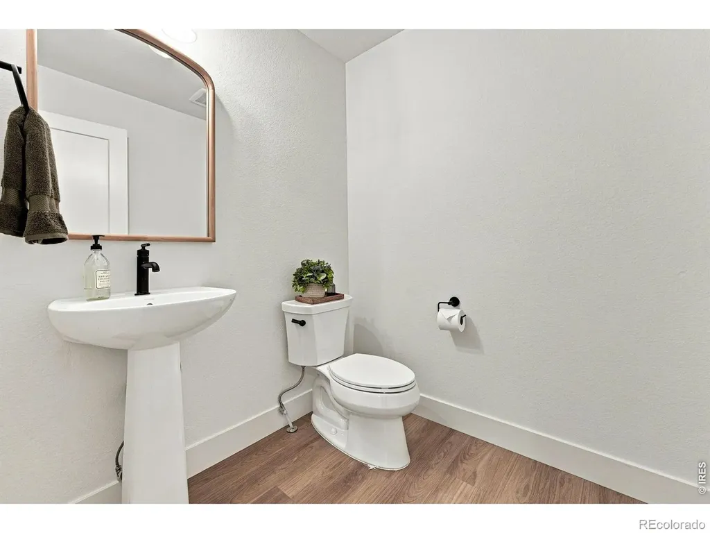 239 Washington Street Erie CO 80516