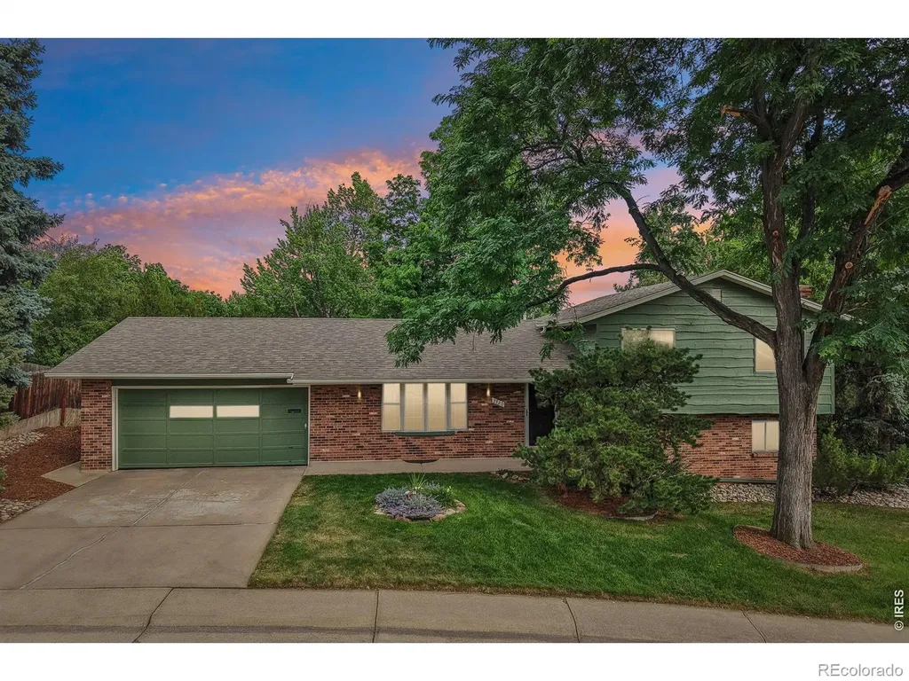 2720 S Chase Way Denver CO 80227