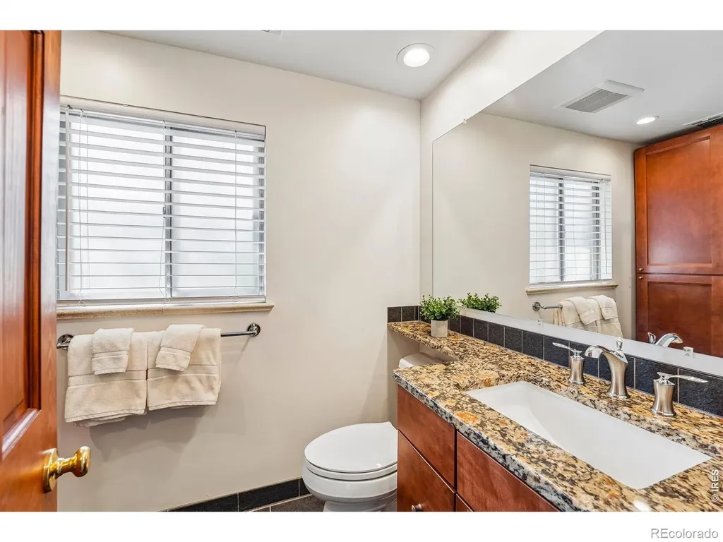2720 S Chase Way Denver CO 80227