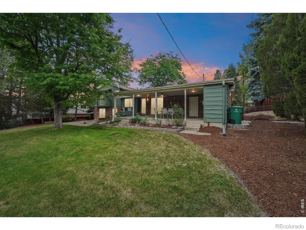 2720 S Chase Way Denver CO 80227