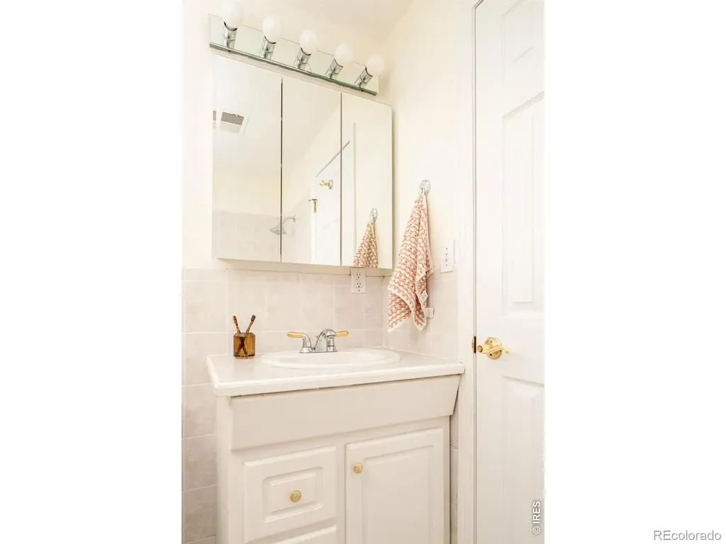 1989 S Kearney Way Denver CO 80224