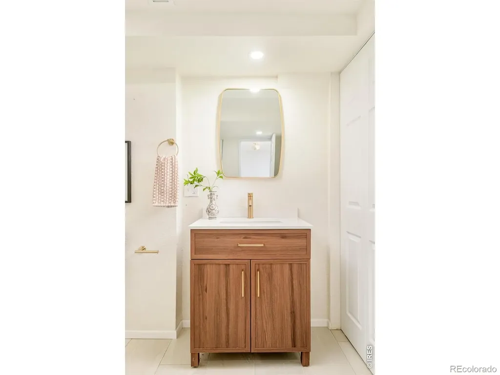 1989 S Kearney Way Denver CO 80224