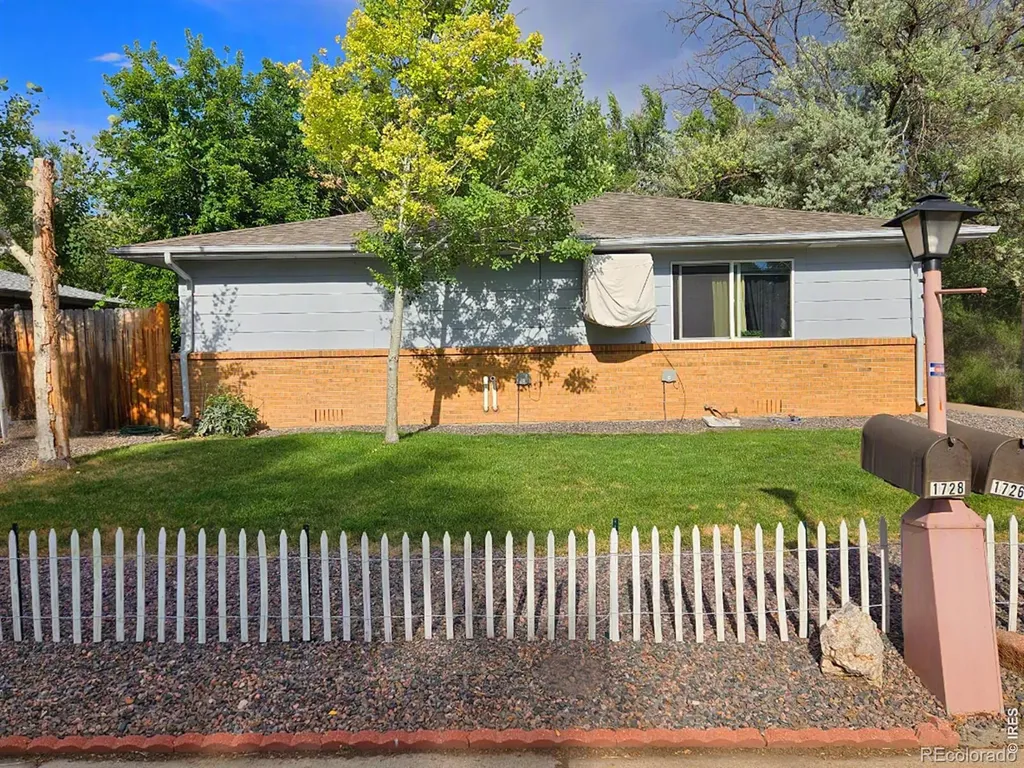 1726-1728 Meadow Street Longmont CO 80501