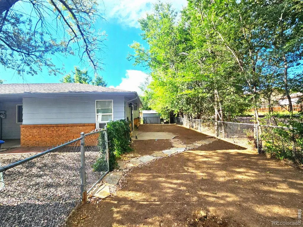 1726-1728 Meadow Street Longmont CO 80501