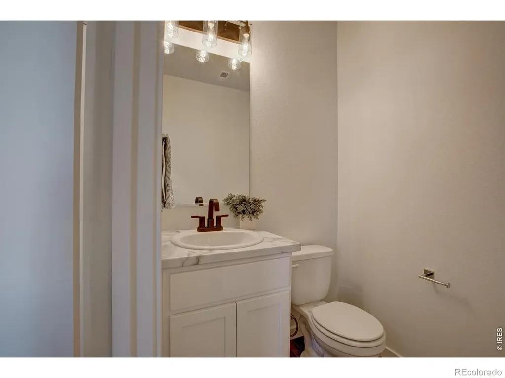 262 Cardinal Street Johnstown CO 80534