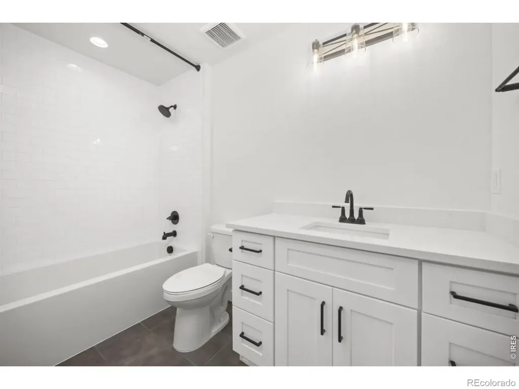 141 Washington Street Erie CO 80516