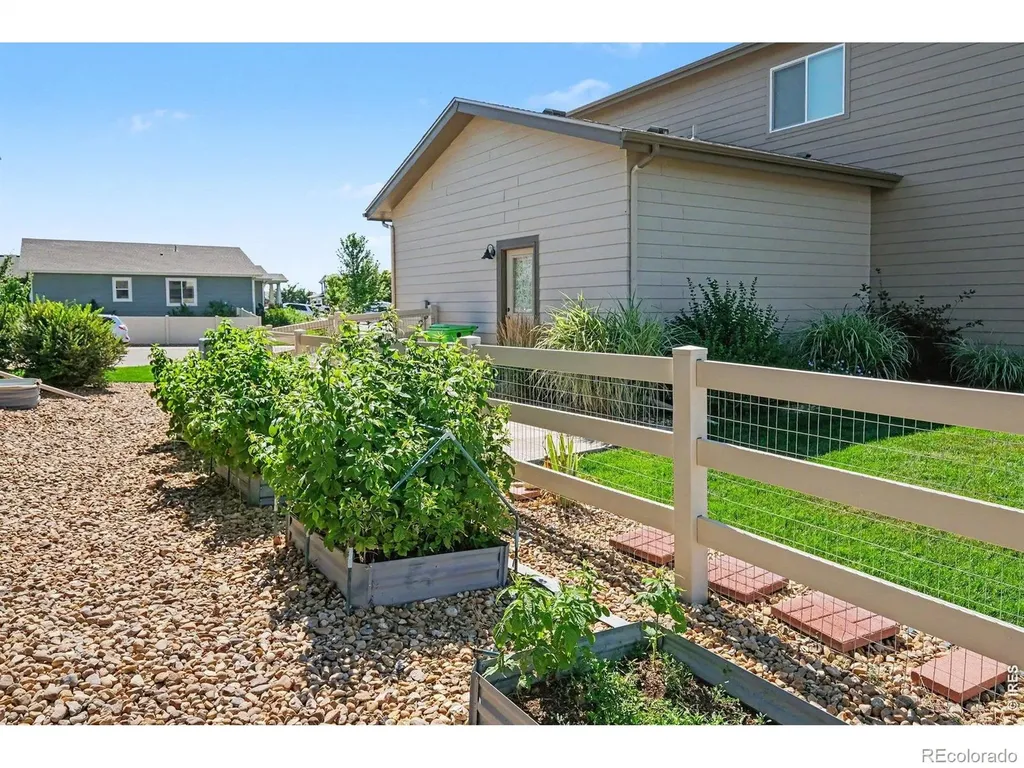 7467 Horsechestnut Street Wellington CO 80549