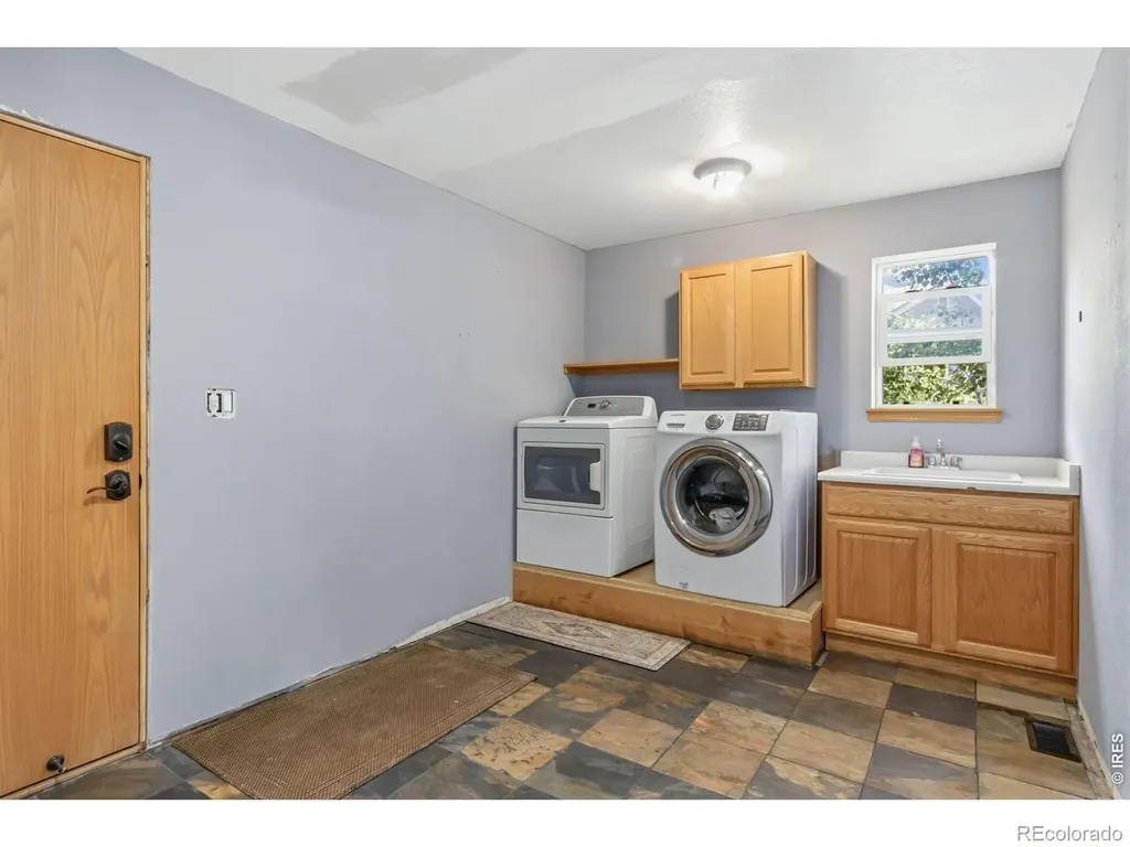 4220 Promontory Court Loveland CO 80537