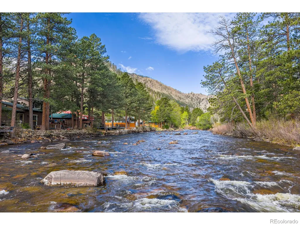 198 Poudre River Road Bellvue CO 80512
