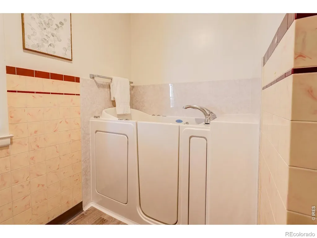 4 Cottonwood Avenue Eaton CO 80615
