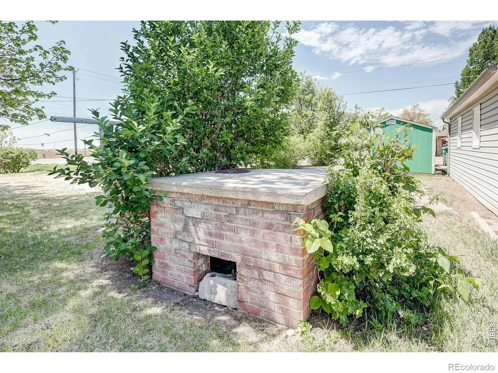 4 Cottonwood Avenue Eaton CO 80615