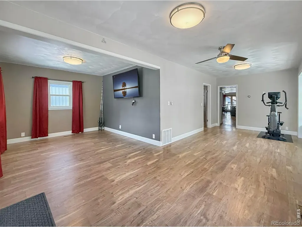 527 S Bowman Avenue Holyoke CO 80734
