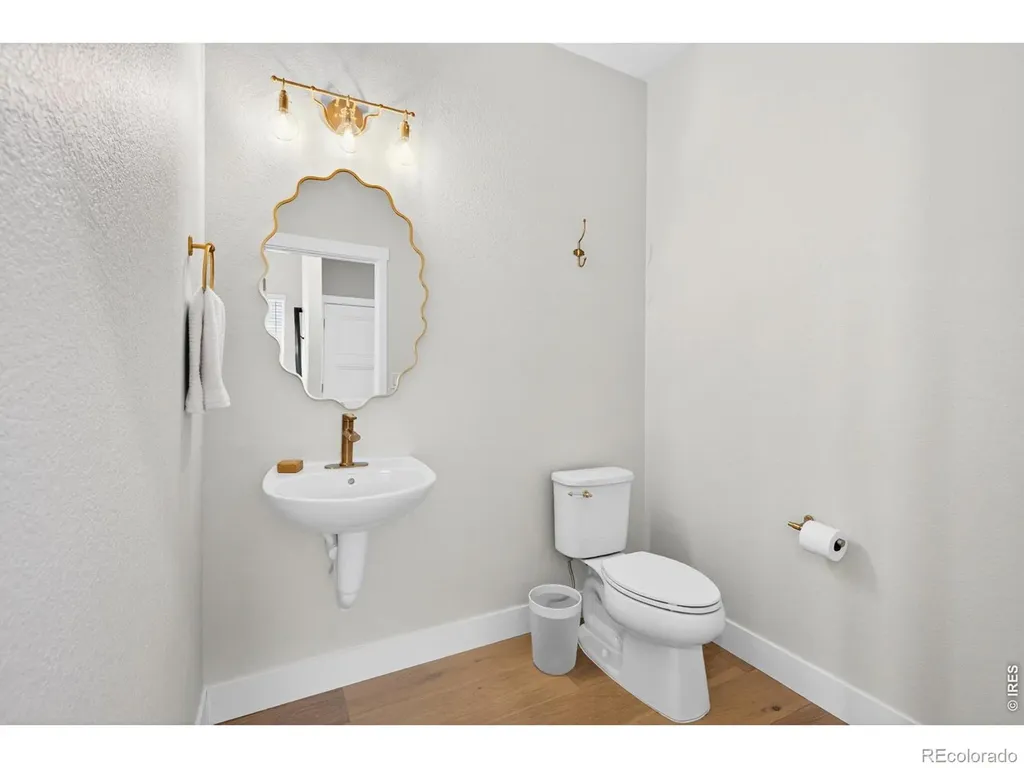 2250 S Mcintyre Street Lakewood CO 80228