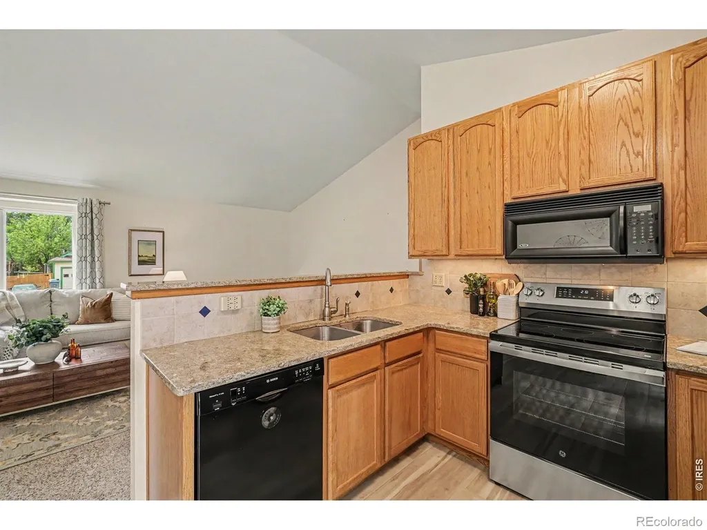 1713 Flemming Drive Longmont CO 80501