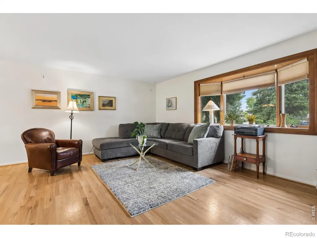 24 University Circle Longmont CO 80503