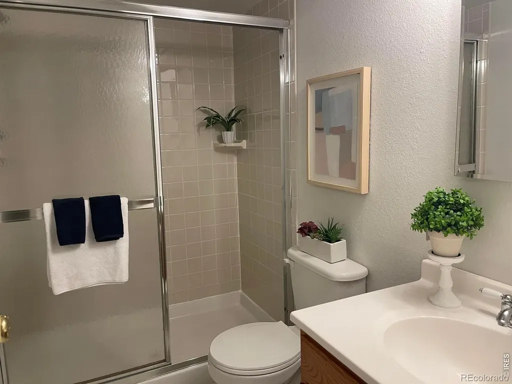 3632 Oakwood Drive Longmont CO 80503