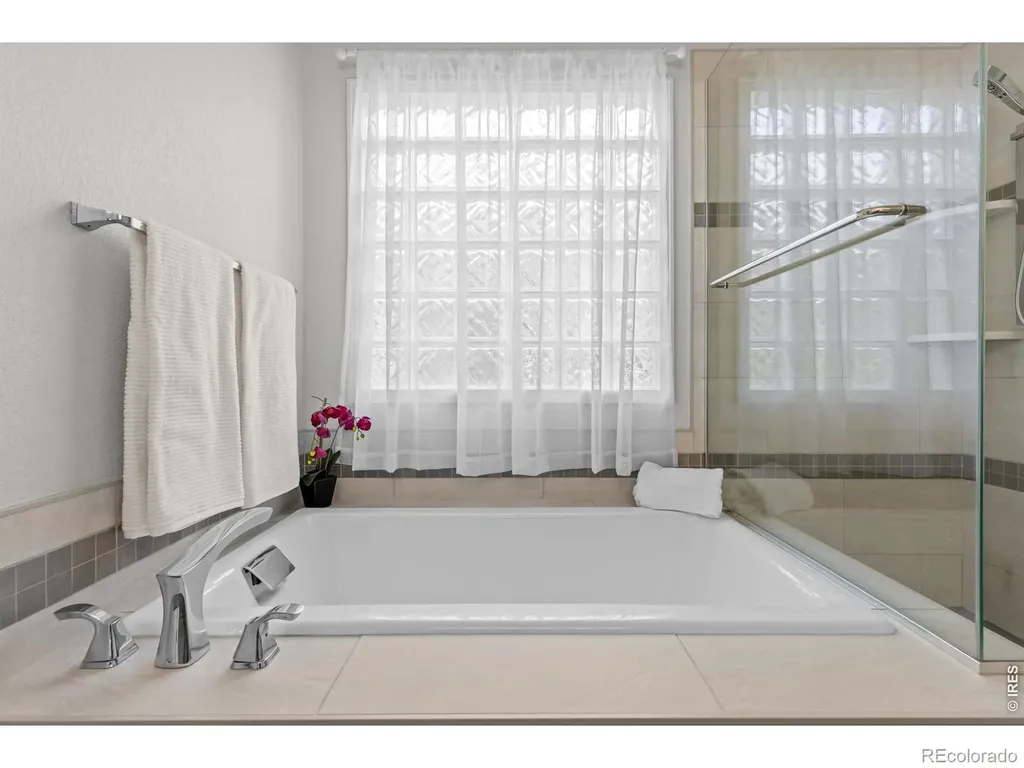 2957 Sonata Bay Court Longmont CO 80503