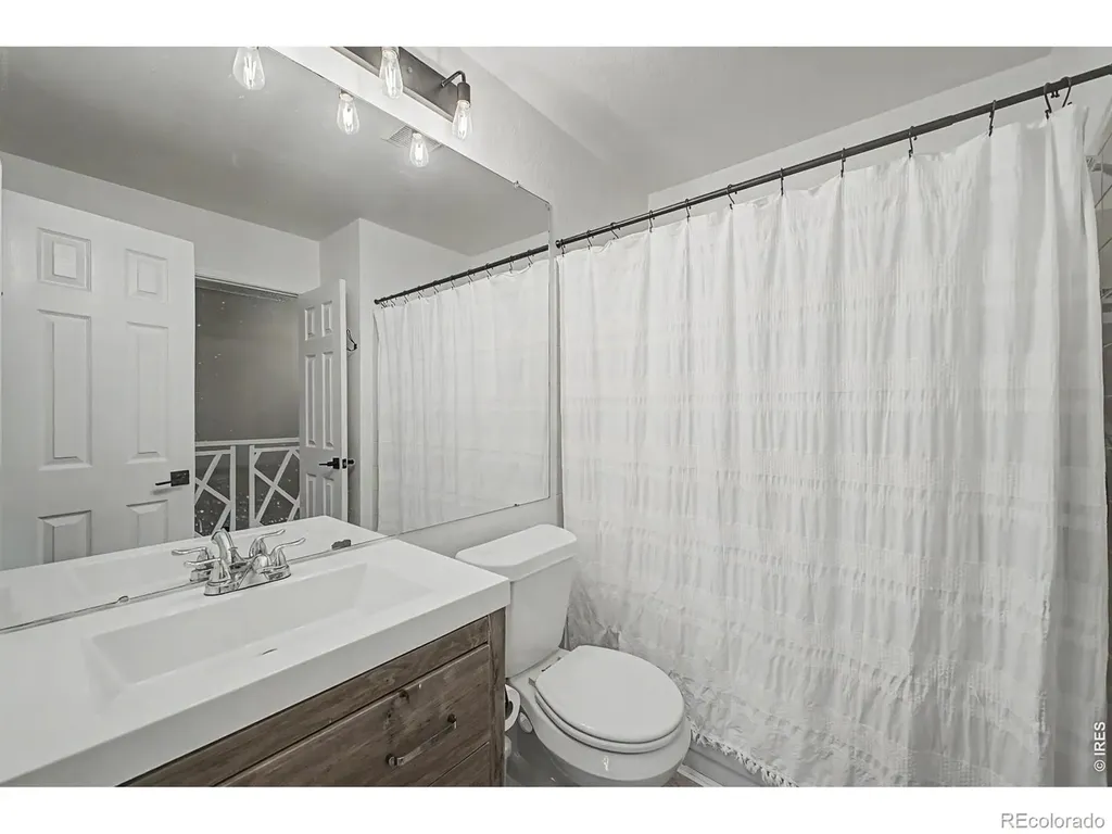 9525 W Coal Mine Avenue Littleton CO 80123