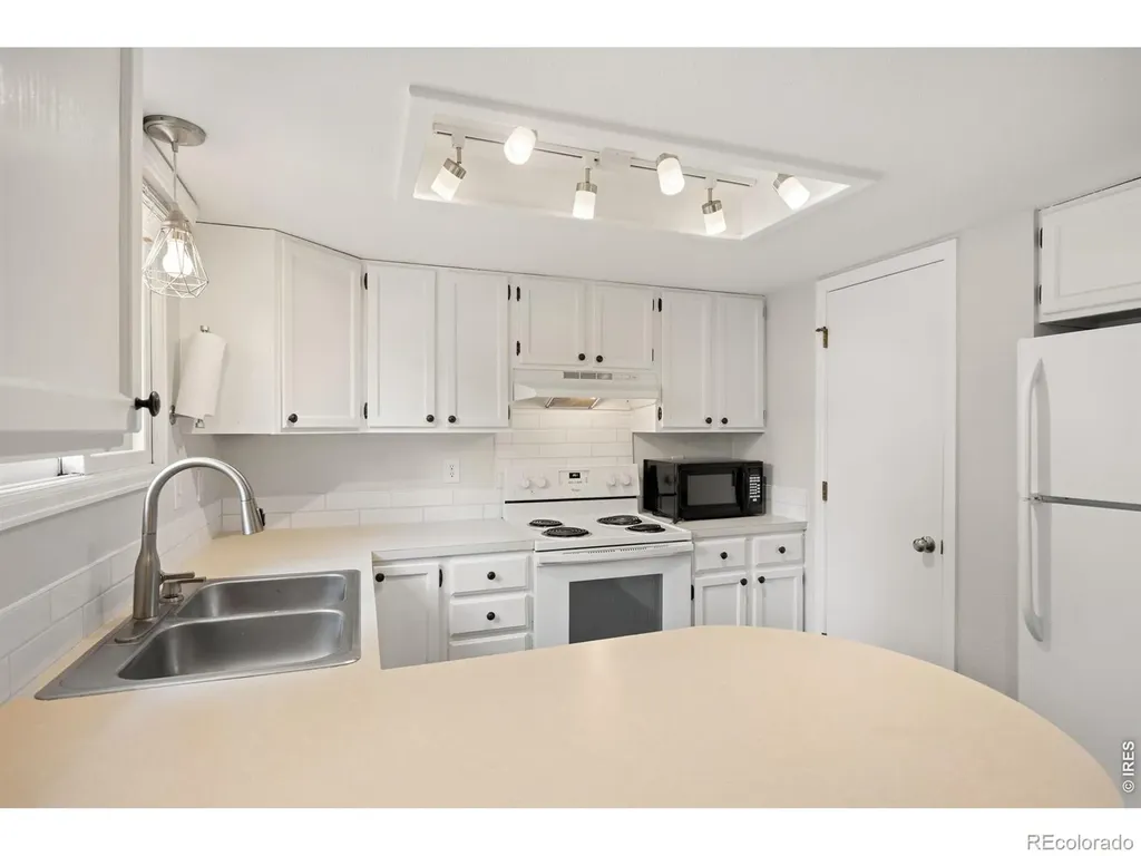 2025 Cheyenne Avenue Loveland CO 80538