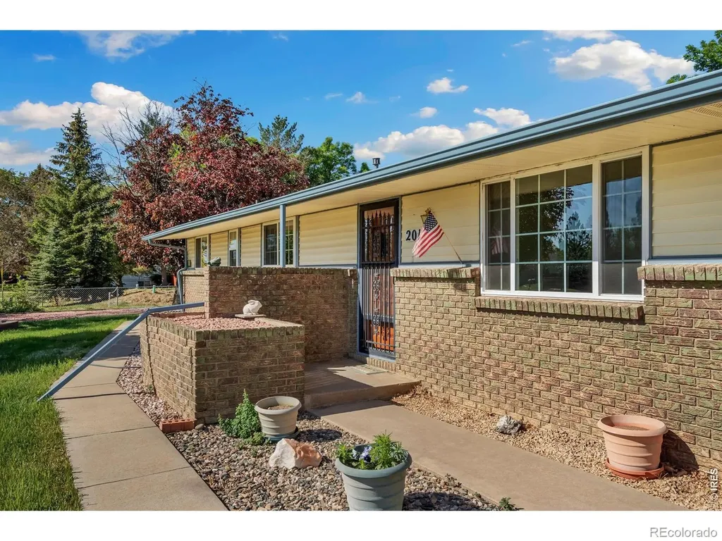 201 Namaqua Road Loveland CO 80537