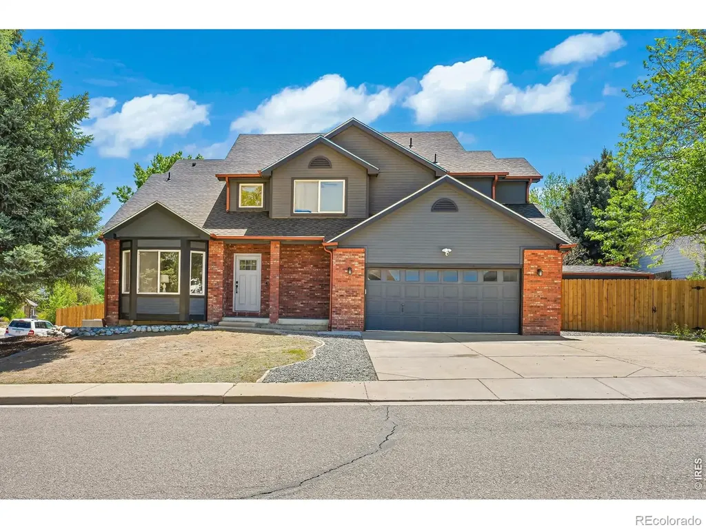 1464 Cherrywood Way Longmont CO 80504