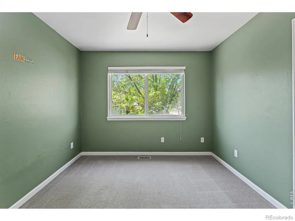 1464 Cherrywood Way Longmont CO 80504
