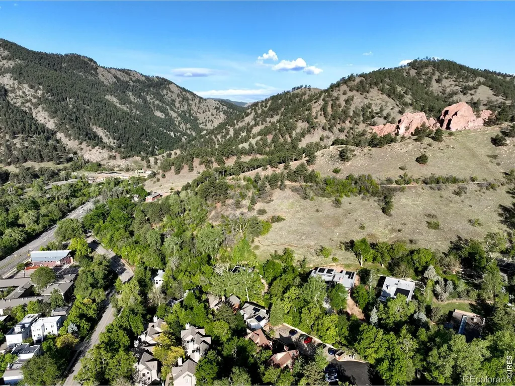 256 Spruce Street Boulder CO 80302