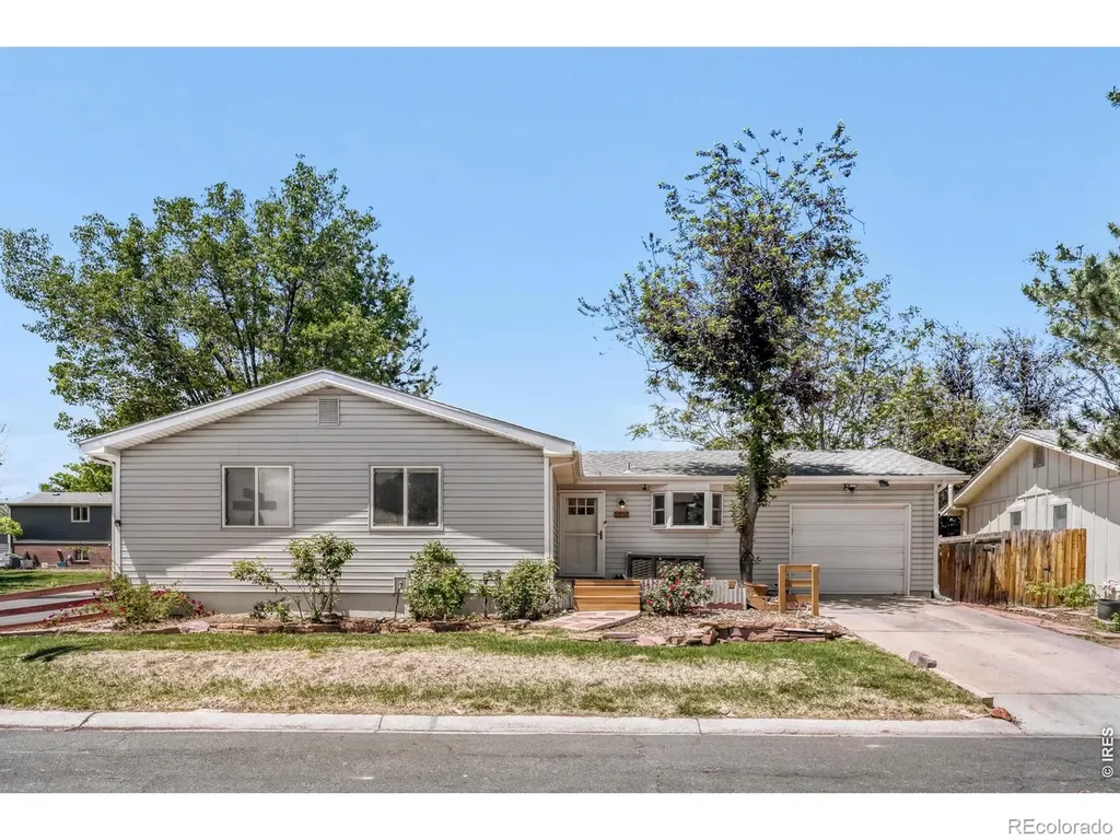 445 Hickory Place Broomfield CO 80020