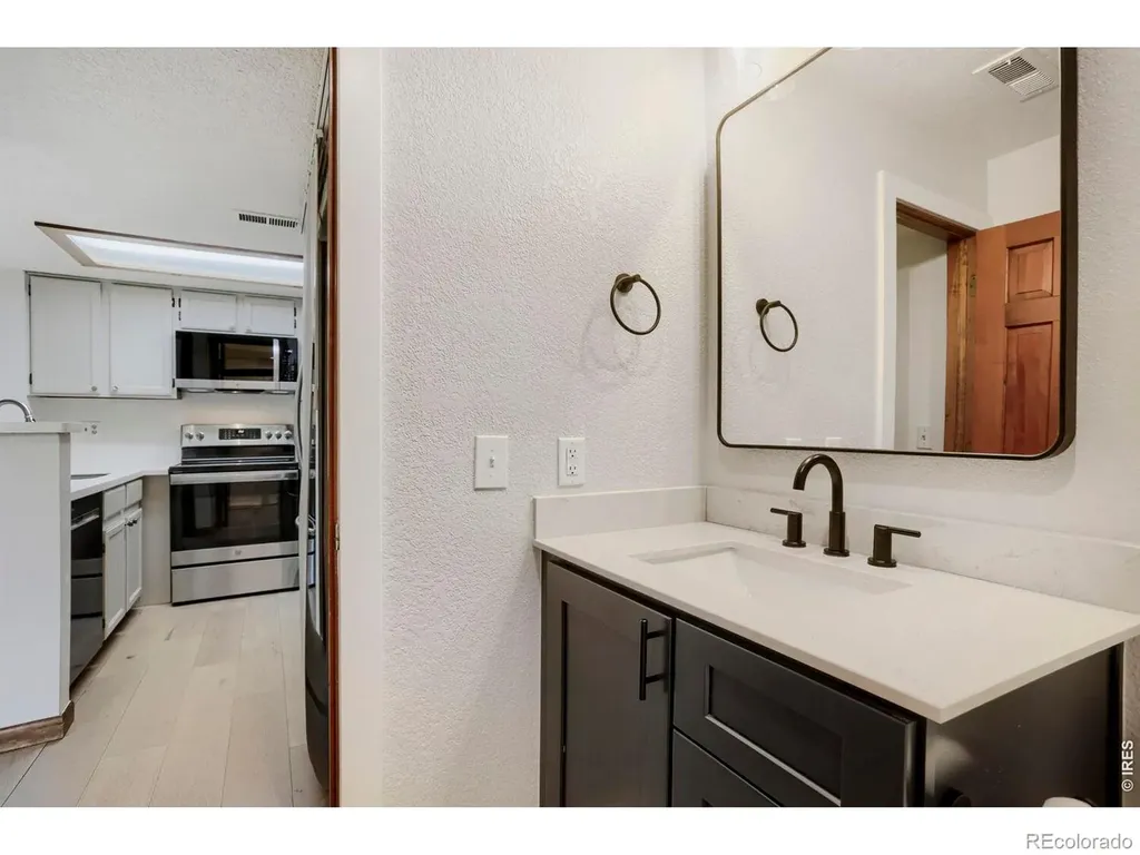 5924 Gunbarrel Avenue Boulder CO 80301