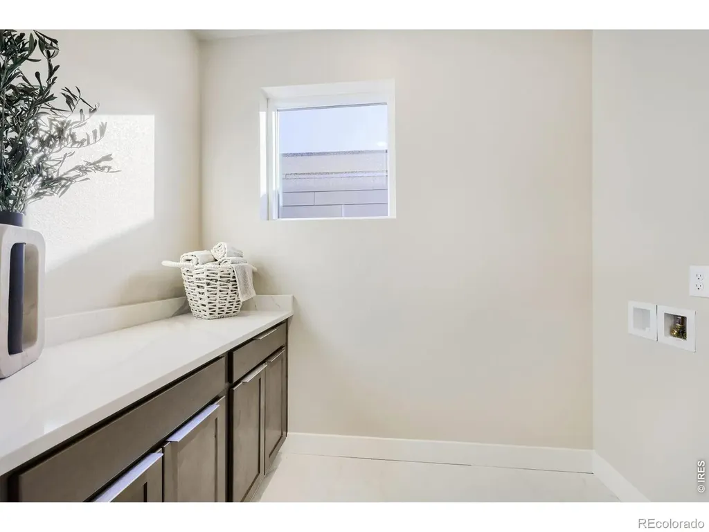 16569 Peak Street Broomfield CO 80023