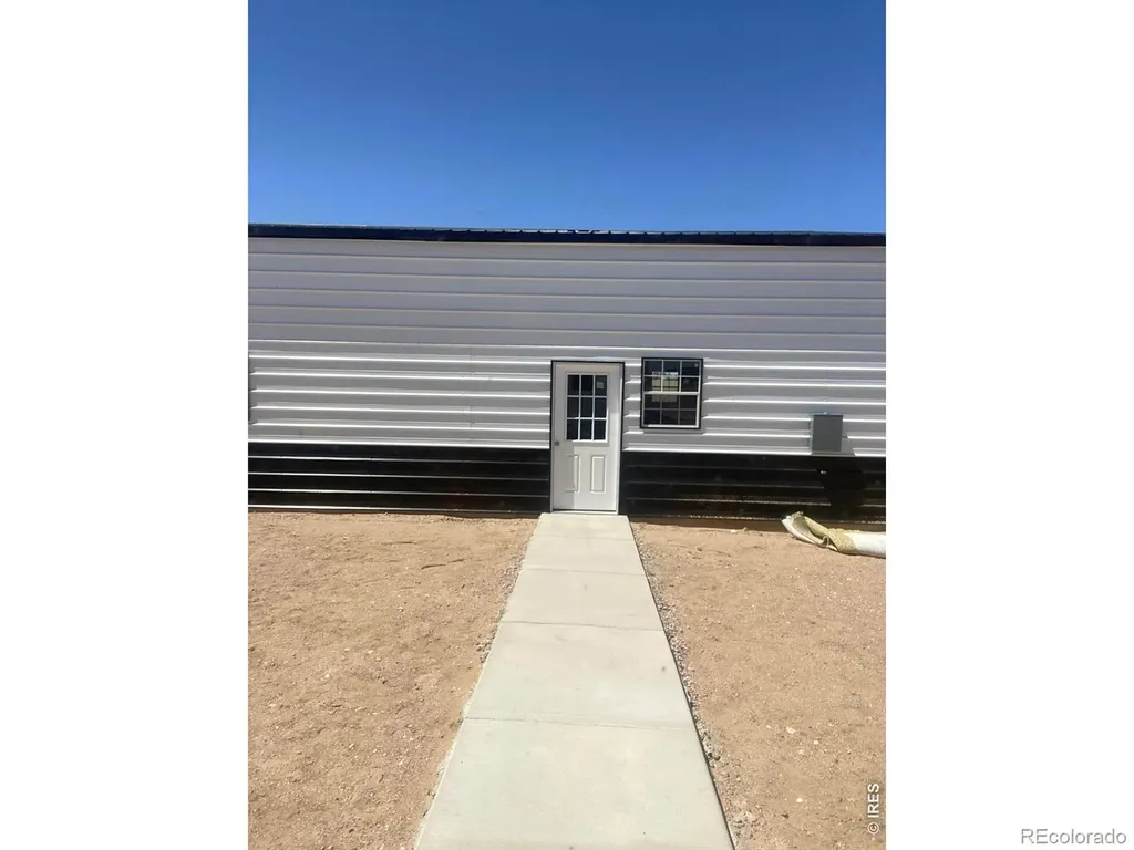 15173 Cr 98 Nunn CO 80648